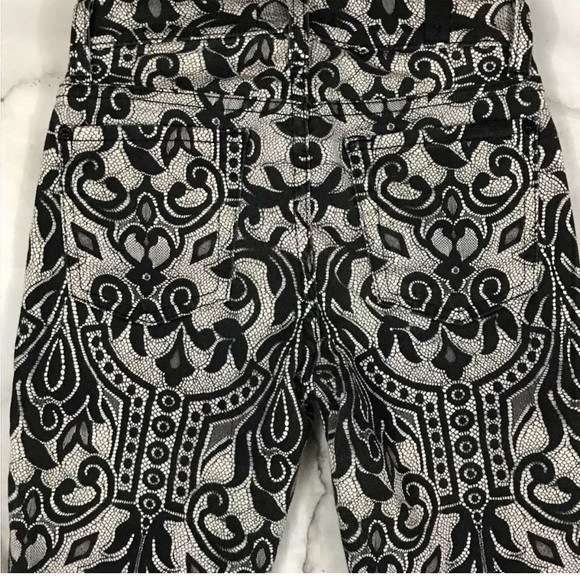7 for all mankind lace print skinny jeans - Picture 5 of 7